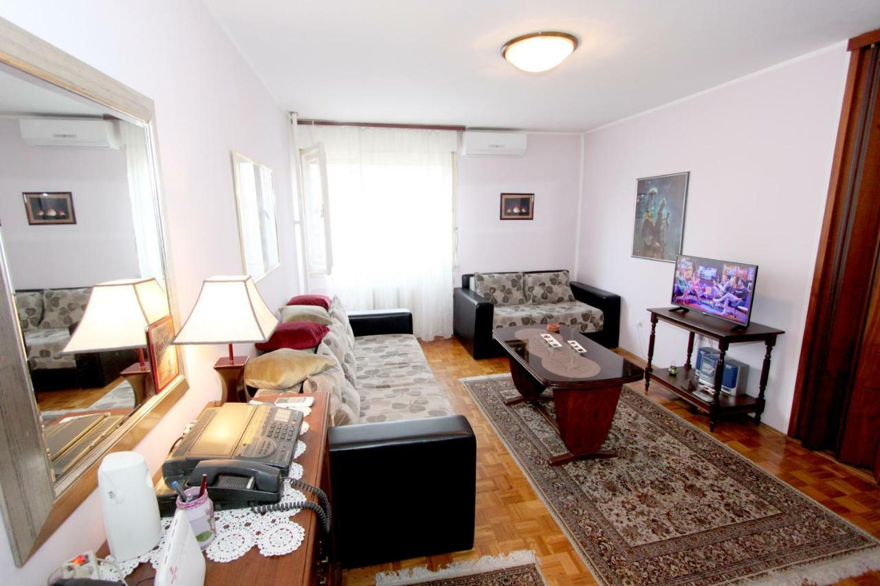 Appartamento Bohemian Rhapsody Nbg Belgrado Esterno foto